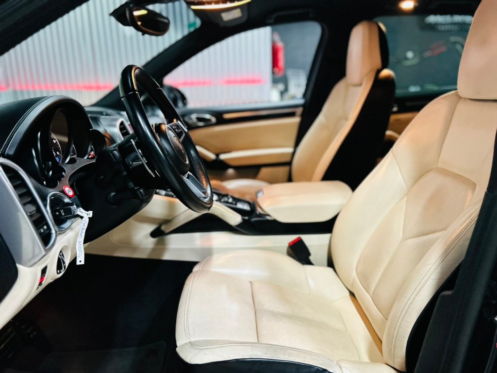 5957C629-5739-4C80-B4C5-E52E4EE6006B_1_105_c