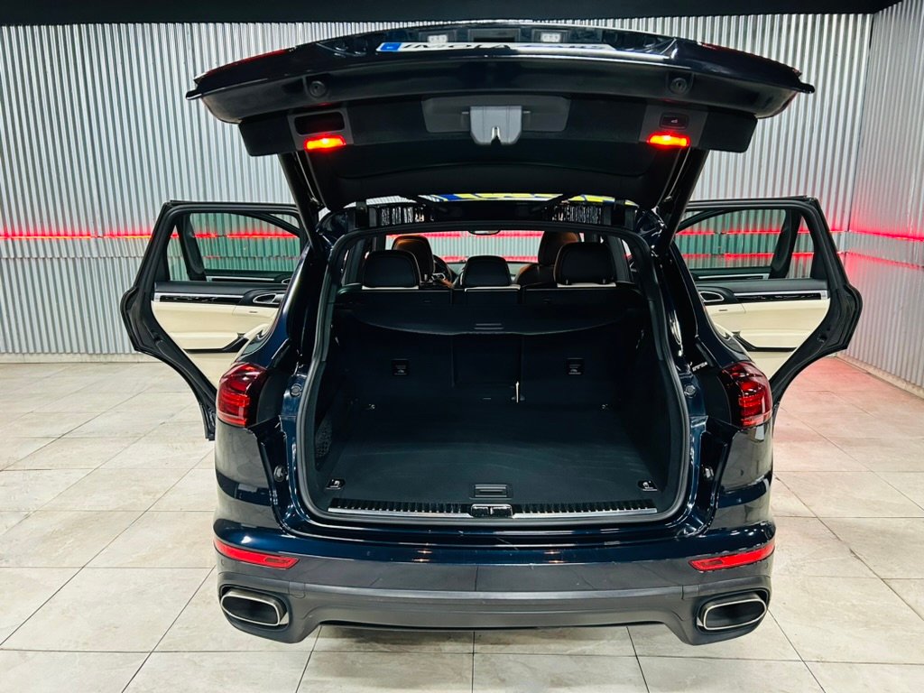 E600DFD5-ED8A-4CD5-9710-47DBFAD800C2_1_105_c